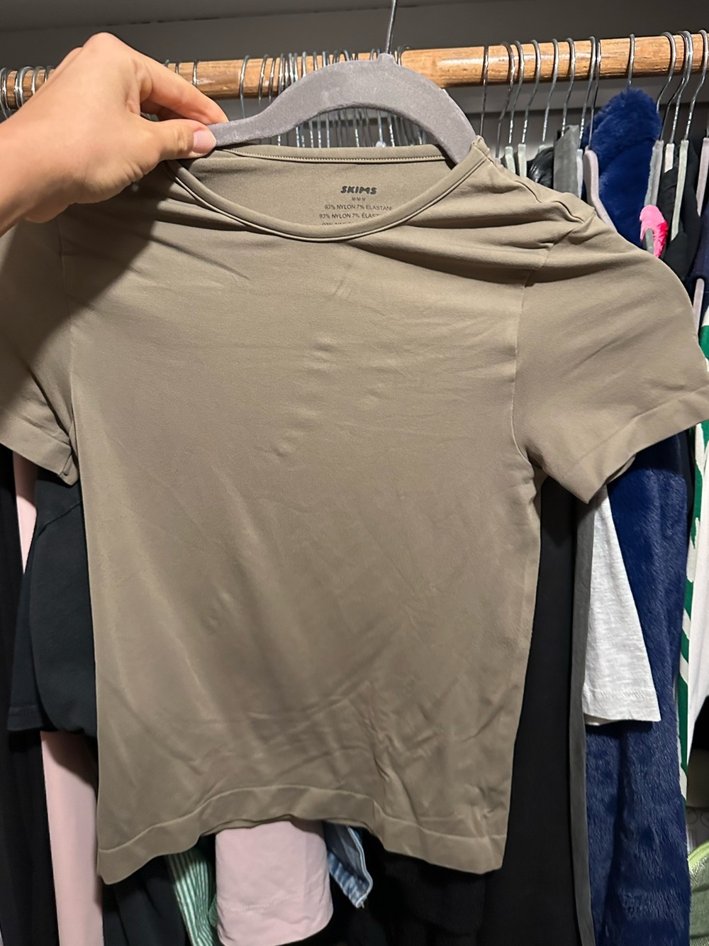 SKIMS Women’s Short Sleeve Crew Tee – Size M